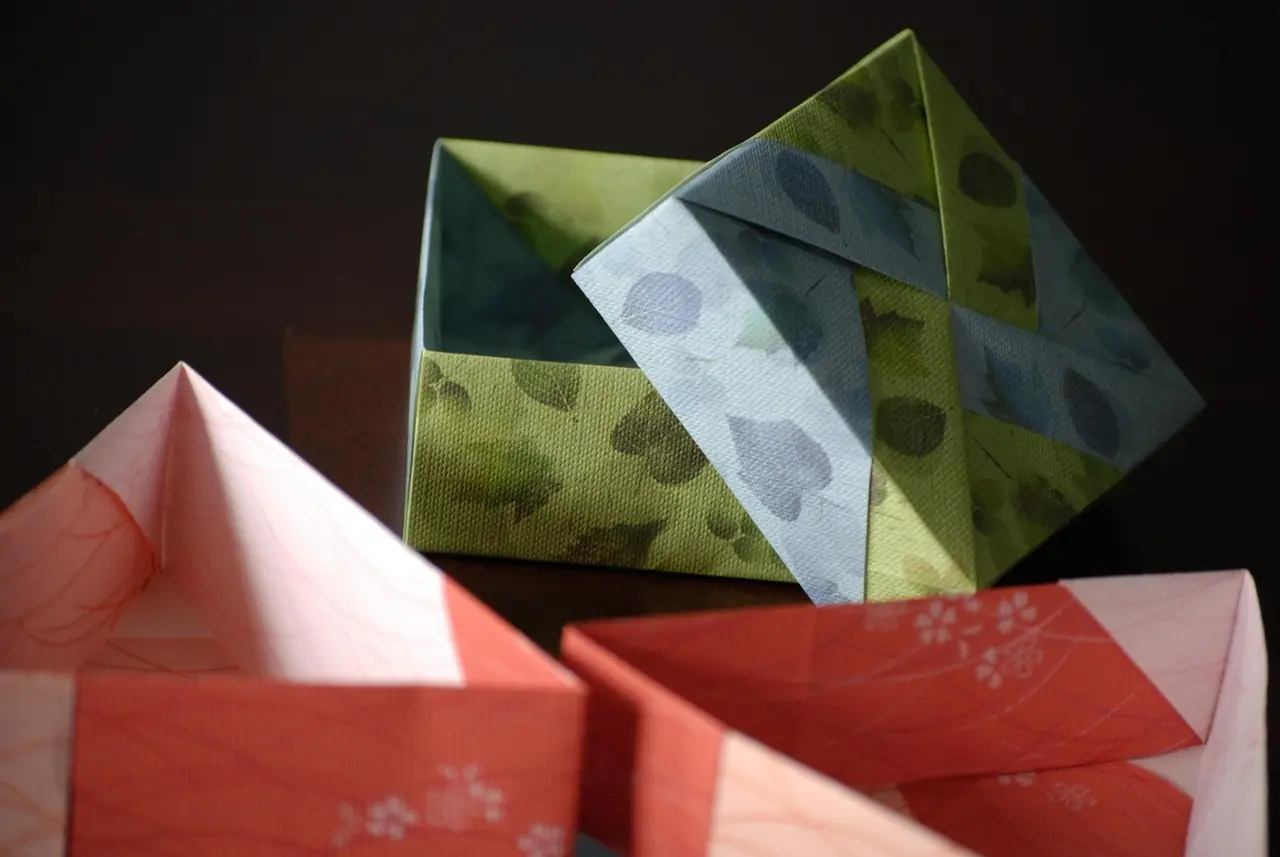 14 origamisæt til fingernemme 7-10-årige